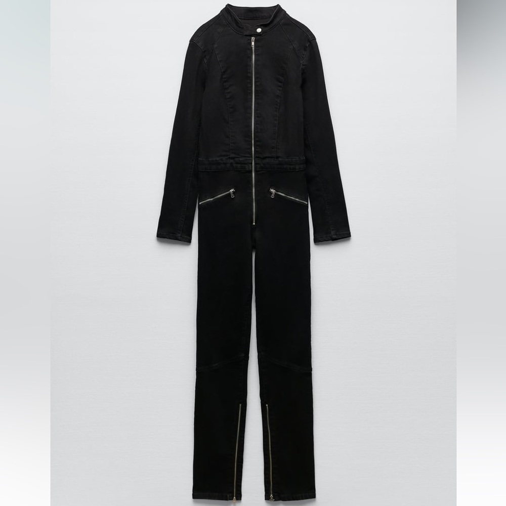 ZARA denim jeans jumpsuit long sleeve with zipper details blogger favorite